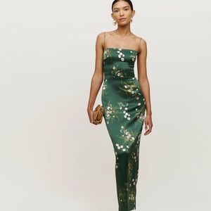 Petite Reformation Frankie Dress in Buena